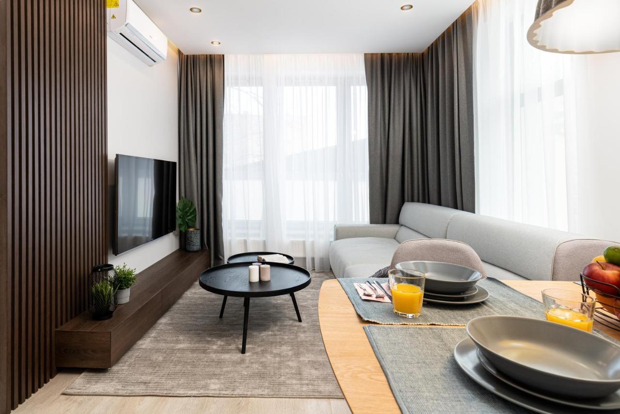 Househost Apartment: Miodowa 42/30 Street クラクフ エクステリア 写真