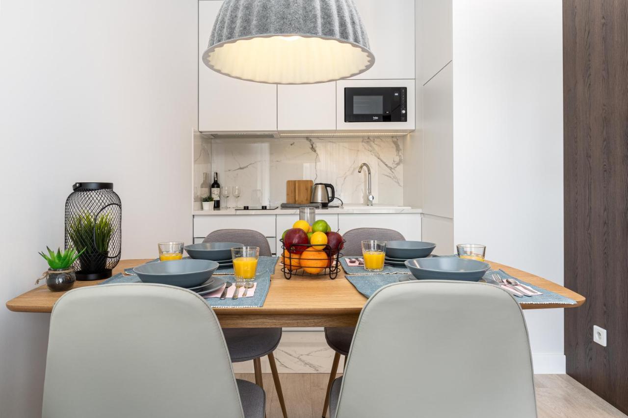 Househost Apartment: Miodowa 42/30 Street クラクフ エクステリア 写真